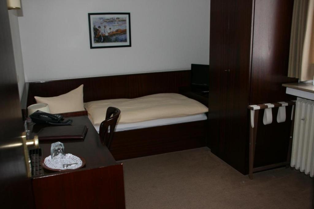 Hotel Diening Ессен Номер фото