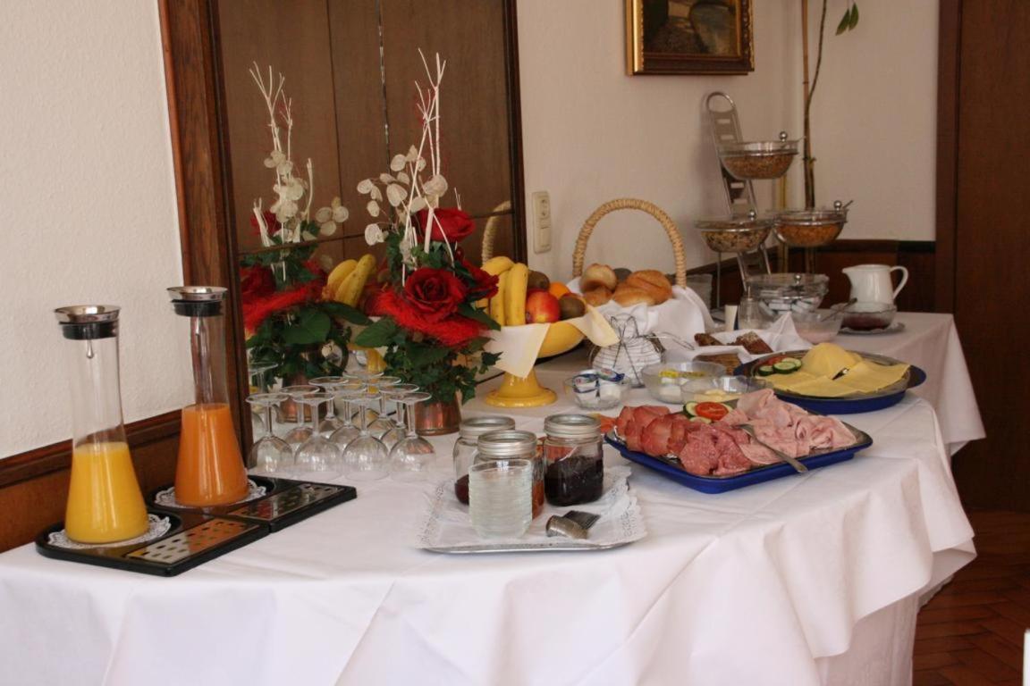 Hotel Diening Ессен Екстер'єр фото