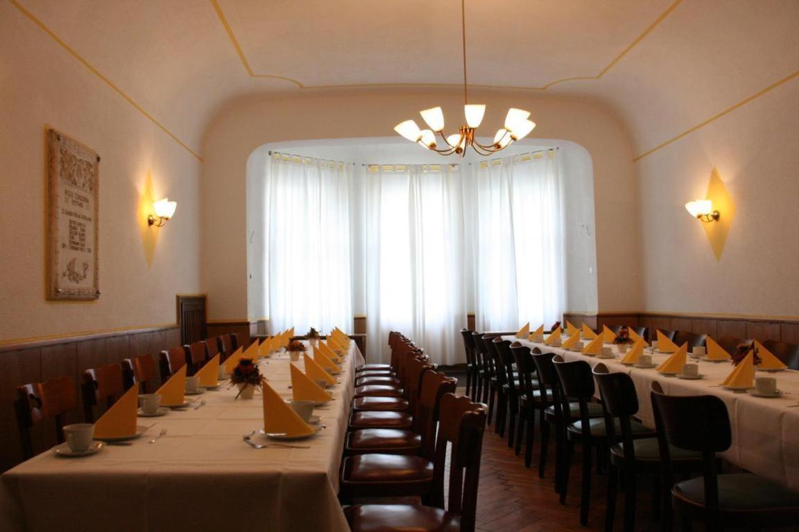 Hotel Diening Ессен Екстер'єр фото